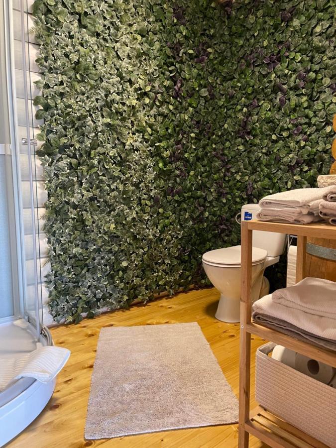 Wellness Huette Am Zwenkauer See Bei Leipzig Luaran gambar