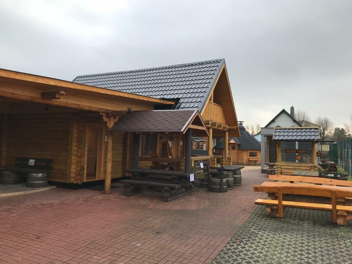Wellness Huette Am Zwenkauer See Bei Leipzig Luaran gambar