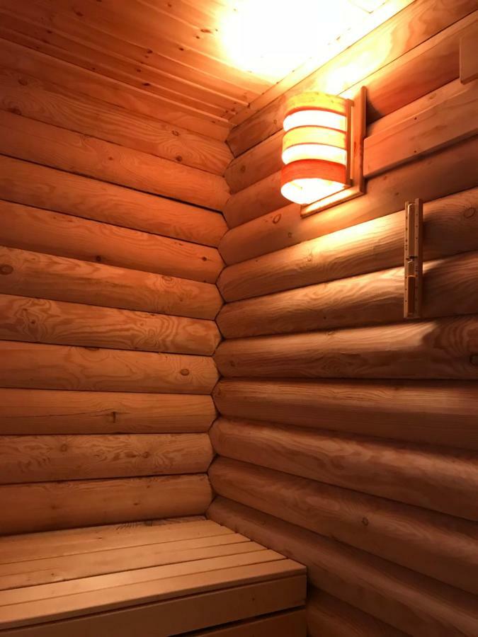 Wellness Huette Am Zwenkauer See Bei Leipzig Luaran gambar